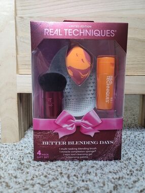 Real Techniques Better Blending Days Limited Edition 4-Pieces.